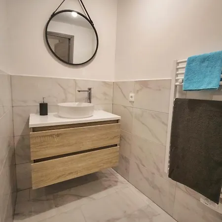 ❂ Les Logis De La Trémoille ❂ Cozy ❂ Netflix ❂ Appartement Thouars